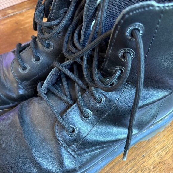 Doc Martens Luana (Soft, smooth black leather) Size 6 women's - Picture 4 of 6